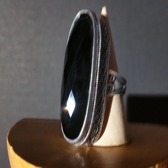 BLACK ONYX  SIZE 6.5  SILVER SCROLL RING - Picture 5 of 6